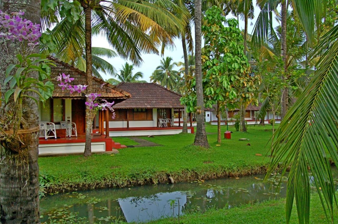 Coconut Lagoon Kumarakom- Cgh Earth Экстерьер фото